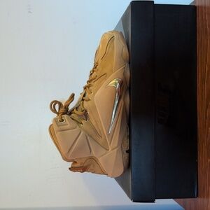 Nike Lebron XII EXT 12 QS Sz 10